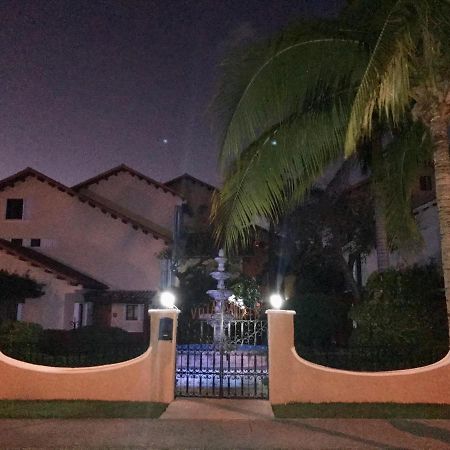 Villa Ikal Playa del Carmen Exterior photo