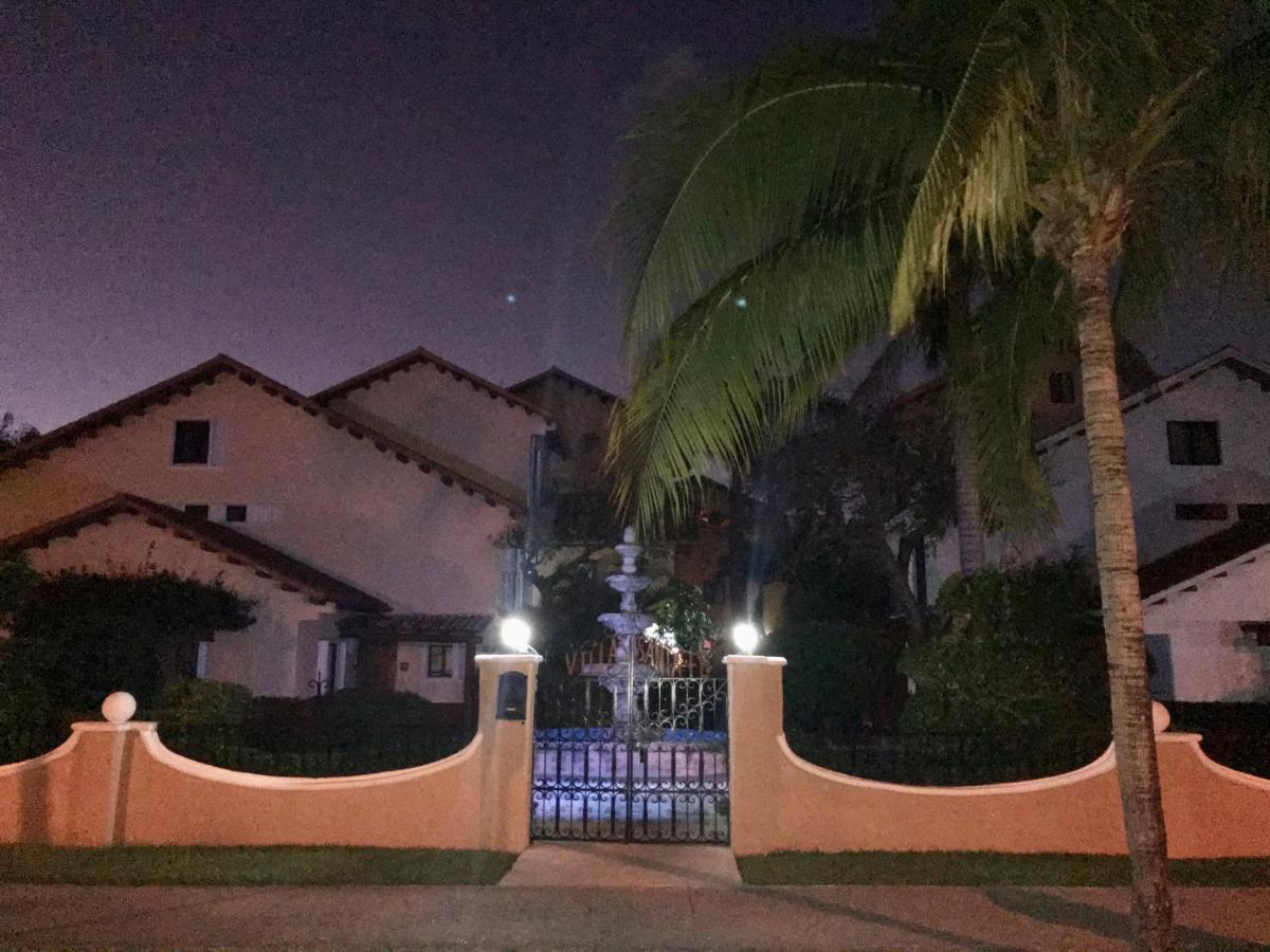 Villa Ikal Playa del Carmen Exterior photo